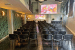 Salle plénière Julia Roberts avec double projections en location à l'Espace BSA